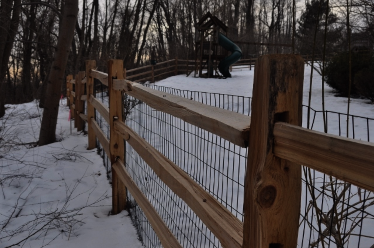 slip board fence newark de